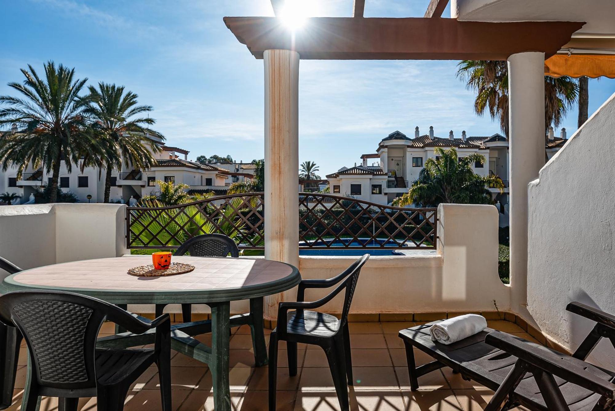 צ'יקלנה דה לה פרונטרה Apartamento Familiar Muy Soleado Cerca De La Playa Y Parking Incluido מראה חיצוני תמונה