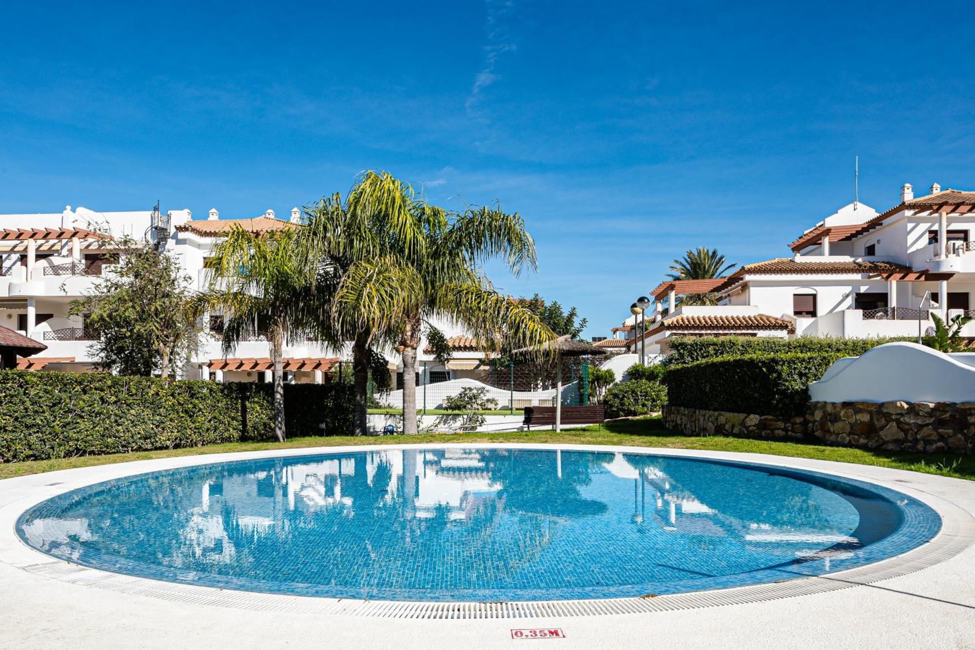 צ'יקלנה דה לה פרונטרה Apartamento Familiar Muy Soleado Cerca De La Playa Y Parking Incluido מראה חיצוני תמונה