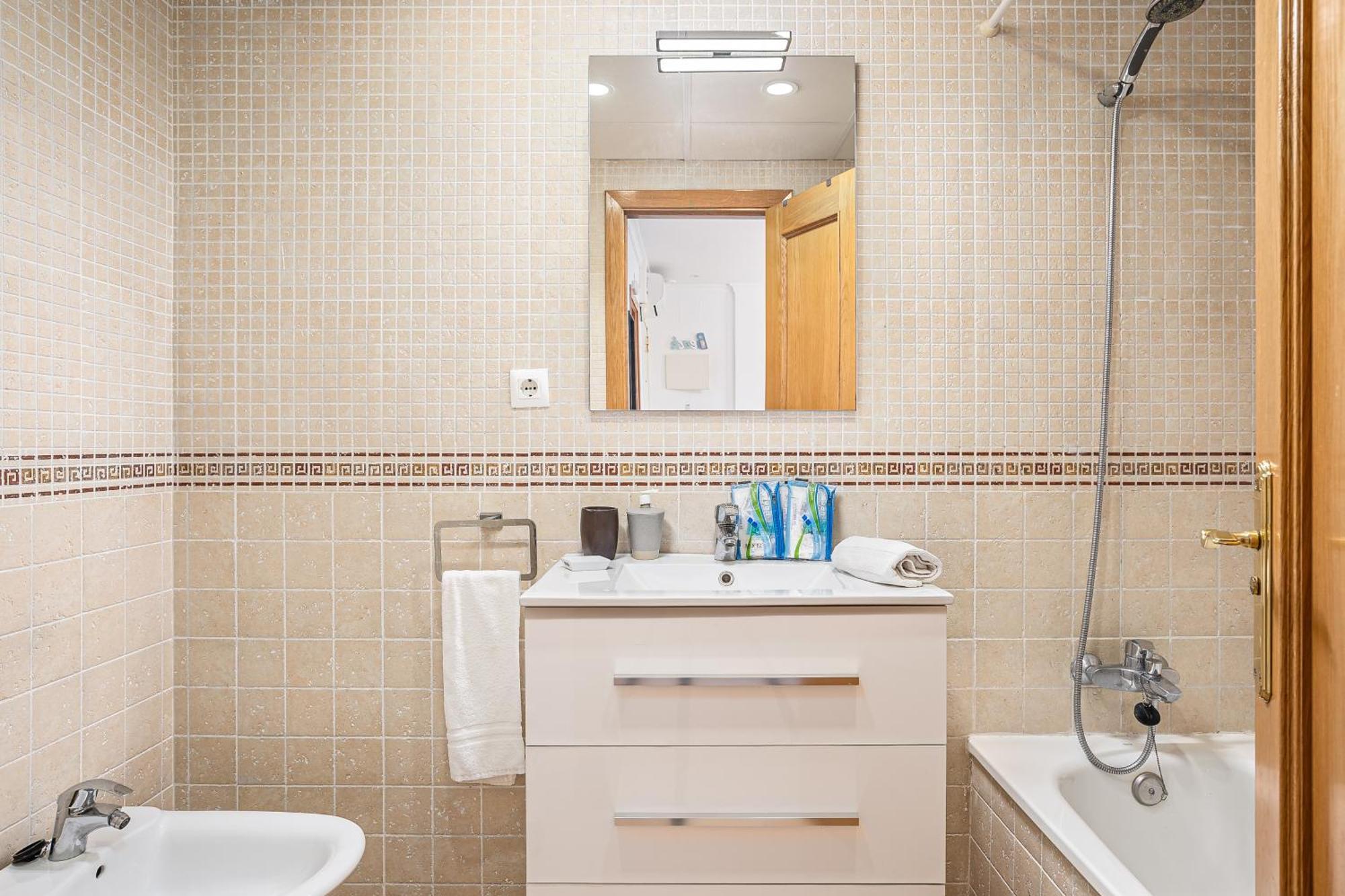 צ'יקלנה דה לה פרונטרה Apartamento Familiar Muy Soleado Cerca De La Playa Y Parking Incluido מראה חיצוני תמונה